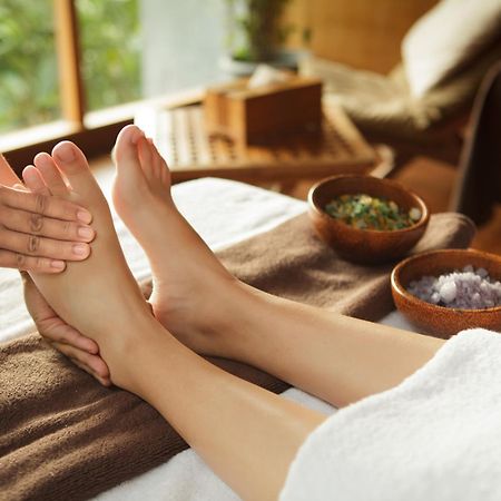 Sangria Resort And Spa Лембанг Екстериор снимка