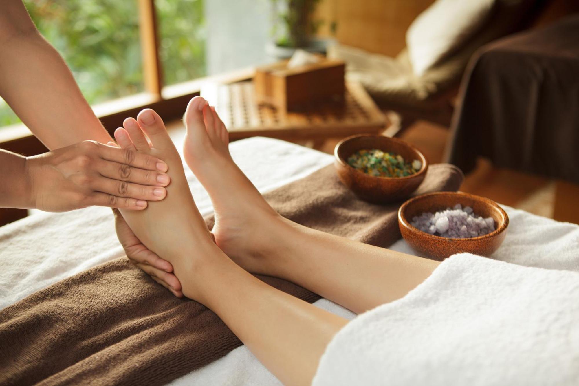 Sangria Resort And Spa Лембанг Екстериор снимка