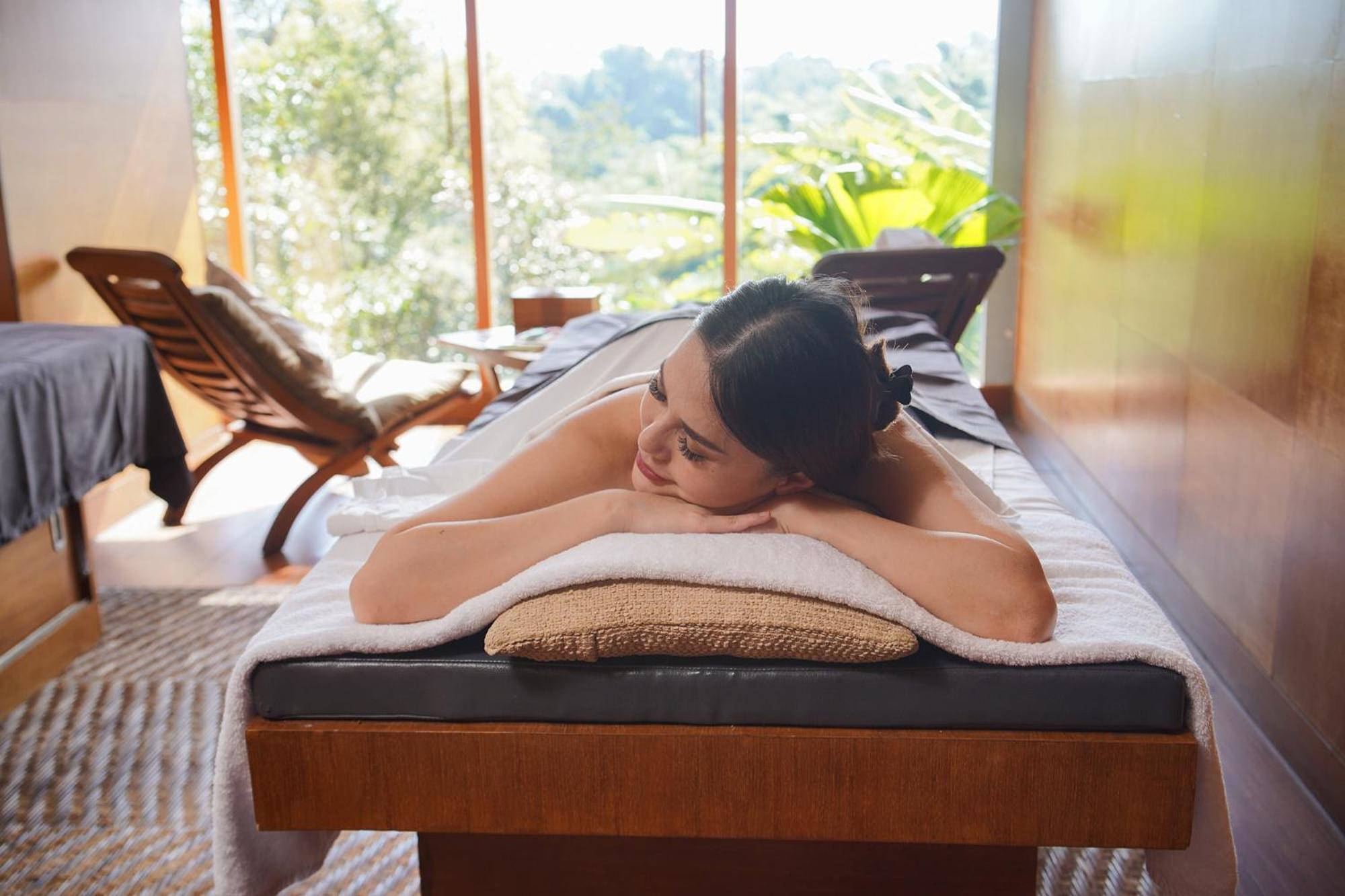 Sangria Resort And Spa Лембанг Екстериор снимка
